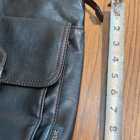 Relic by Fossil Black Crossbody Bag with Gold Chain Strap - Picture 4 of 10